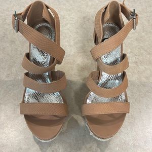 Gianni Bini heels, 7.5